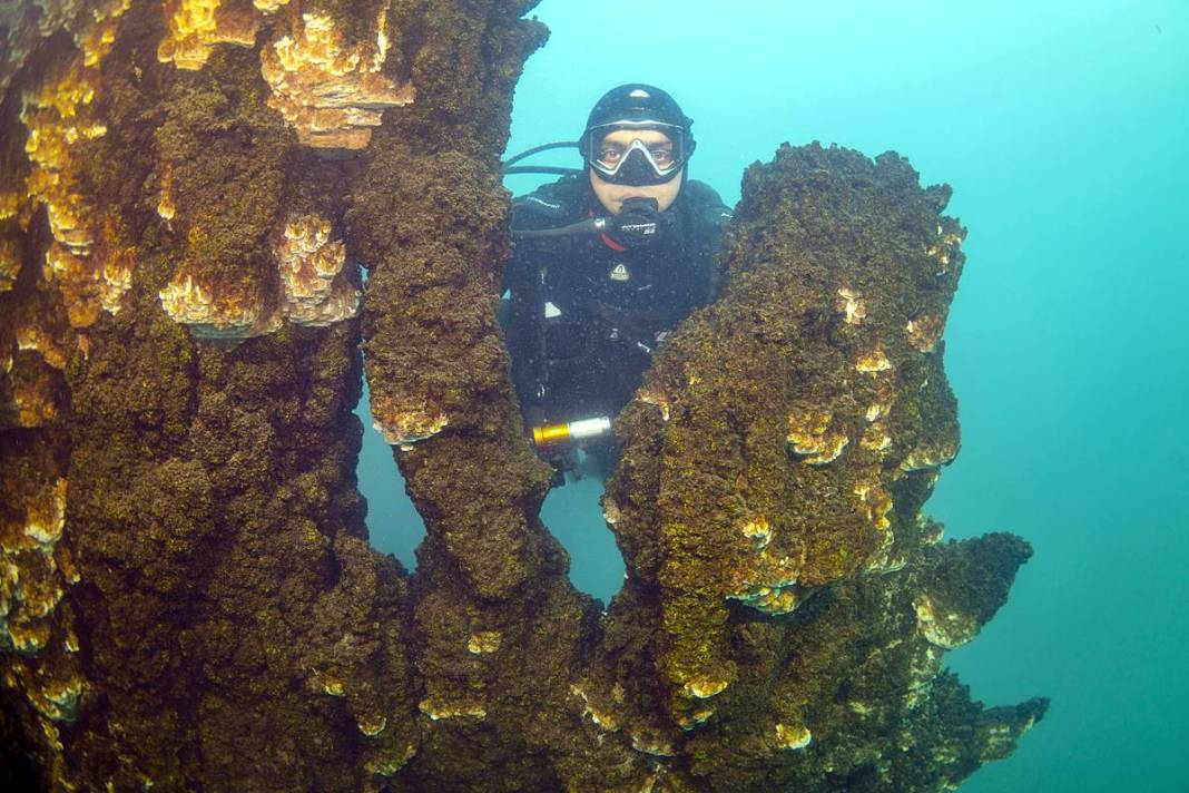 Gölde kale burcu ve duvar kalıntıları bulundu! Su altı turizmine katkı sağlayacak 2